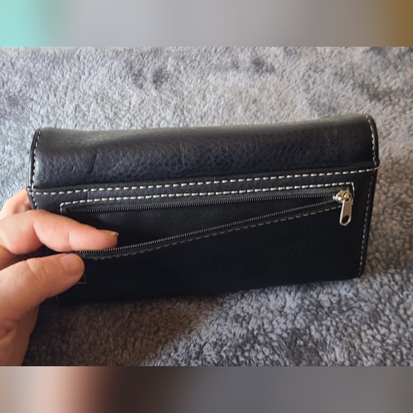 EUC Montana west skull wallet - Picture 9 of 9